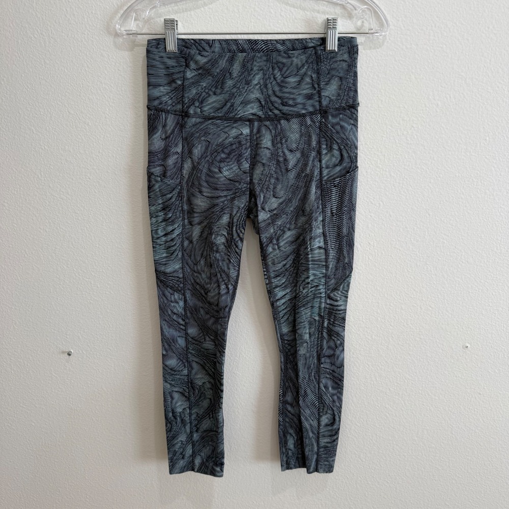 Lululemon Fast and Free High-Rise Crop 19 Nulux Leggings W6BE1S Grey Camo Size 6
